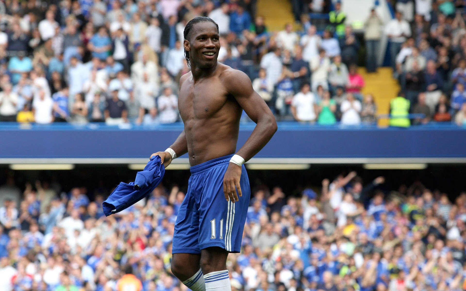 东决关键战之夜，恩比德用一场教科书击碎所有质疑